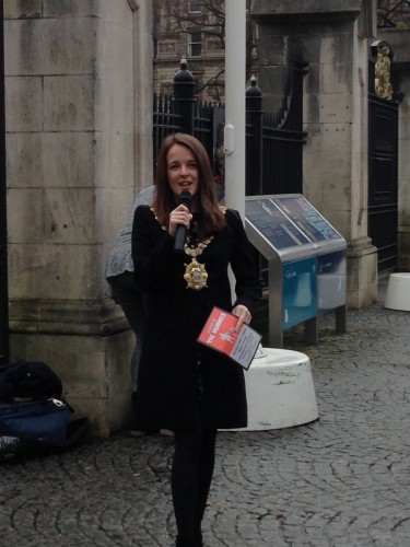 ord Mayor of Belfast Nuala McAllister, herself a mummy, addresses the crowd